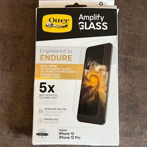 OtterBox Amplify Glass IPhone 12/12Pro screen protector